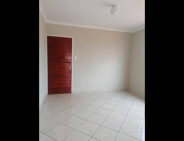 2 BEDROOM HOUSE FOR SALE IN WINDMILL PARK